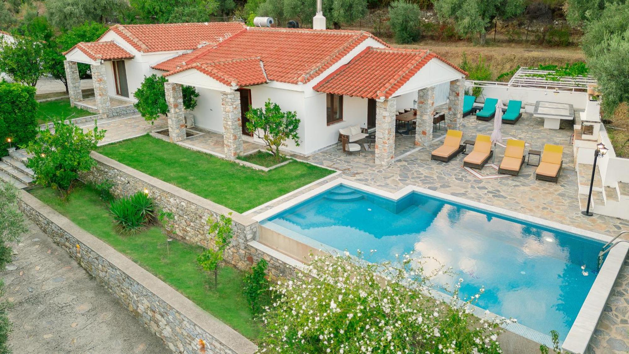 Skiathos Island Villas 외부 사진